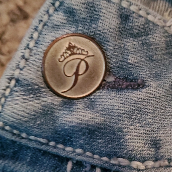 Low rise distressed bell bottom jeans - Picture 6 of 12